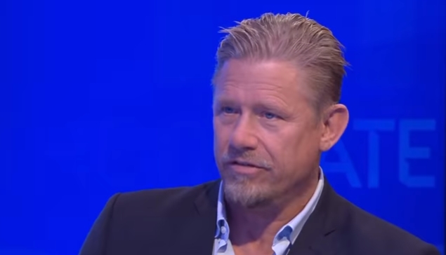 乐鱼体育官方-舒梅切尔:迪亚斯和努涅斯离队影响利物浦前场逼抢,后防需要适应